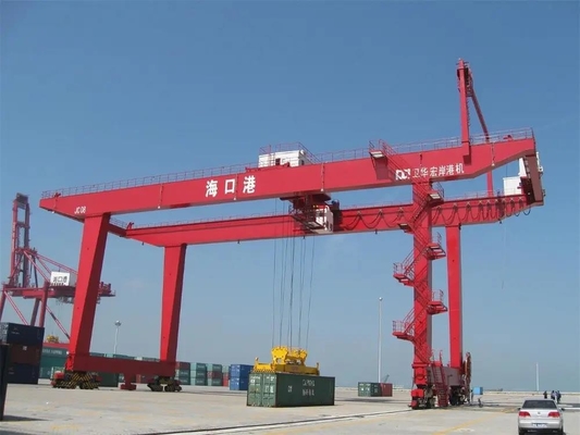 50/ 10 Ton Lifting Container 20' 40' gru a cavalletto su rotaie del contenitore di RMG