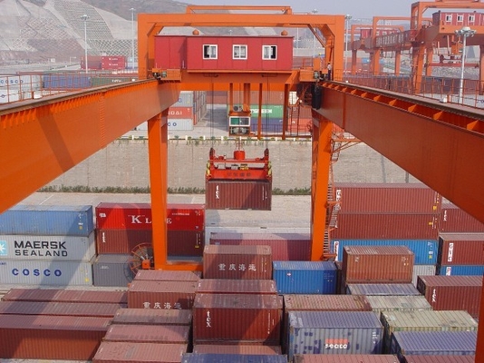 50/ 10 Ton Lifting Container 20' 40' gru a cavalletto su rotaie del contenitore di RMG