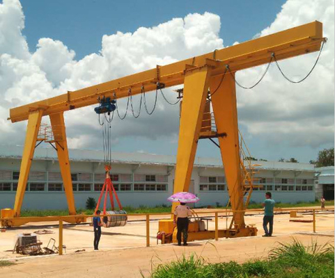 Officina facendo uso di singolo carrello 10ton della gru del CD di Crane With del cavalletto del fascio
