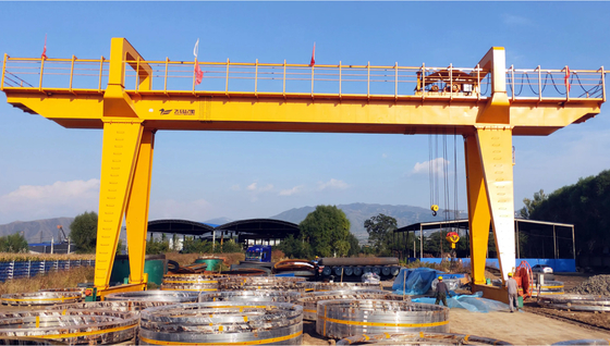 Attrezzature per gru da costruzione giallo/rosso 10-75 t carico di sollevamento 6-18 m altezza di sollevamento