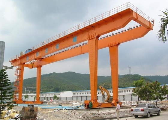 Gru 200KW del contenitore del porto della portata 26m 30m 35m al cavalletto su rotaie di 300KW RMG