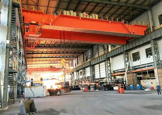 Gru termoresistenti di Crane Cabin Heavy Duty Overhead dell'acciaieria della portata 10.5m-31.5m