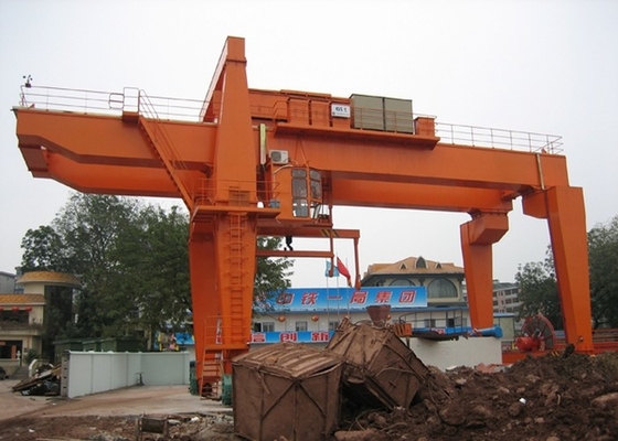 Tipo portata della gomma di MHL MDG di Crane Equipment 12m 16m 20m della costruzione di strade
