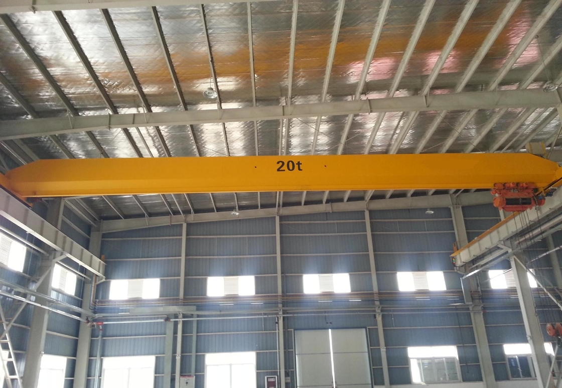 Altezza gialla CD1 MD1 dell'ascensore di 18m - di 6m una fine nastro Crane For Workshop da 3 tonnellate
